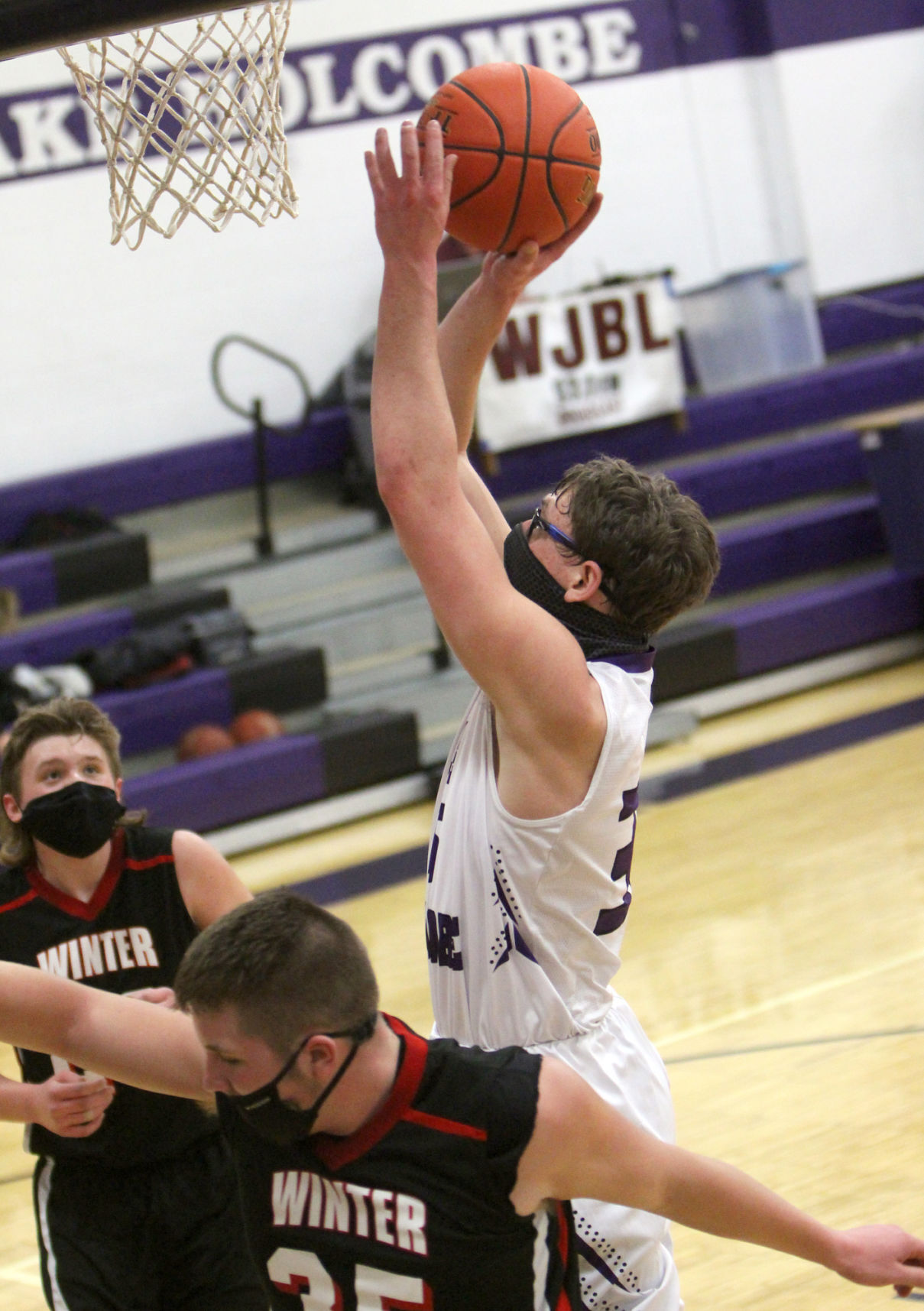 Winter at Lake Holcombe boys basketball 1-5-21